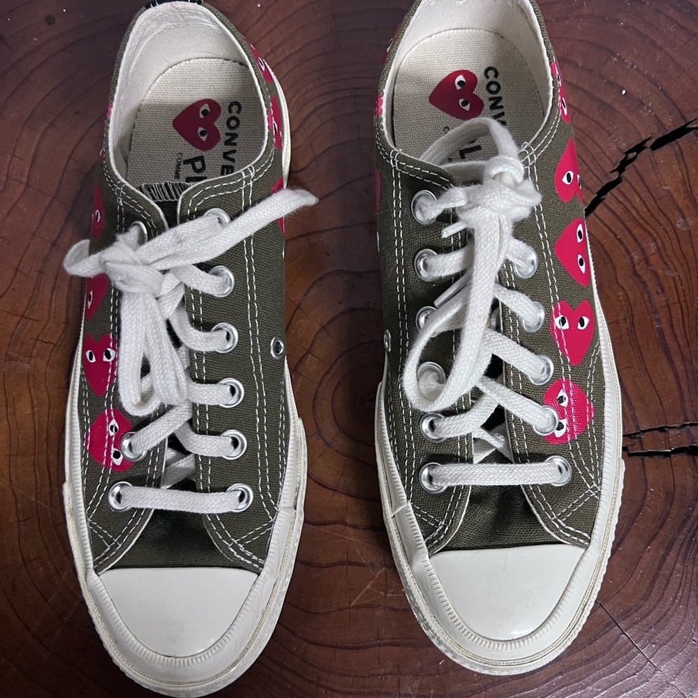 Comme des garcons x chuck taylor mens 5 womens 7 (More like 7.5 )uk sz 5 24cm.